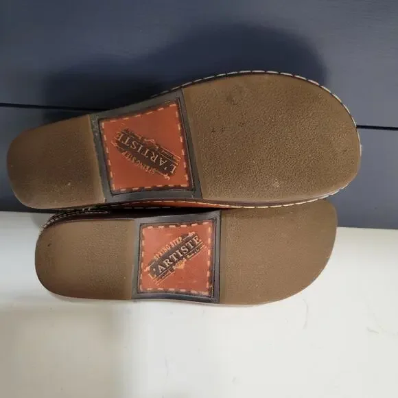 L'Artiste by Spring Step Embossed Leather Clogs Chino Size 41 - Picture 9 of 10